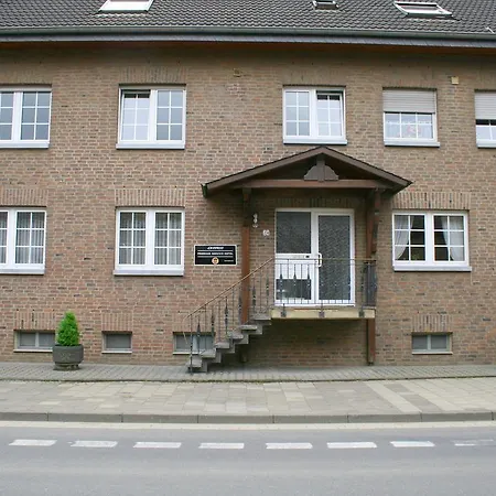 Prell Guest house 3*