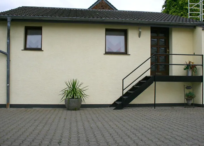 普雷尔旅馆 招待所 3*